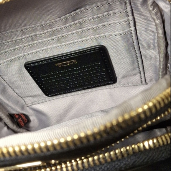 NWT Tumi Voyageur Ruma Small Crossbody Messenger Bag - Picture 13 of 16